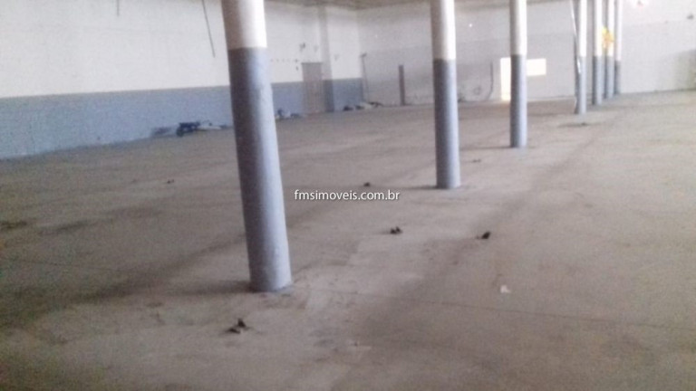 Imagem Imóvel para Alugar, 2.766 m² em Interlagos - São Paulo Imagem Imóvel para Alugar, 2.766 m² em Interlagos - São Paulo