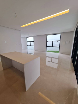 Imagem Casa com 5 Quartos à Venda, 363 m² em Ponta Negra - Manaus
