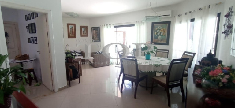 Imagem Cobertura com 3 Quartos à Venda, 180 m² em Tombo - Guarujá