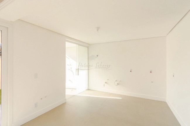 Imagem Casa com 3 Quartos à Venda, 288 m² em Vila Assunção - Porto Alegre Imagem Casa com 3 Quartos à Venda, 288 m² em Vila Assunção - Porto Alegre