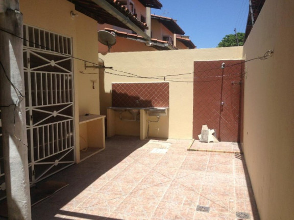 Imagem Imóvel com 4 Quartos à Venda, 144 m² em Parangaba - Fortaleza Imagem Imóvel com 4 Quartos à Venda, 144 m² em Parangaba - Fortaleza