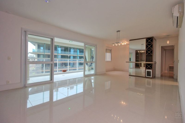 Imagem Apartamento com 3 Quartos à Venda, 165 m² em Bela Vista - Porto Alegre Imagem Apartamento com 3 Quartos à Venda, 165 m² em Bela Vista - Porto Alegre
