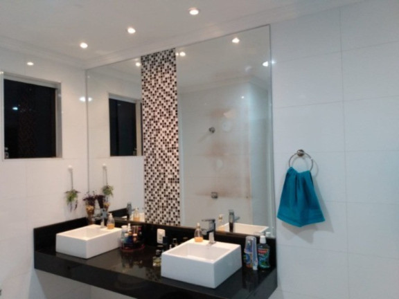 Imagem Casa com 4 Quartos à Venda, 330 m² em Colonial - Contagem Imagem Casa com 4 Quartos à Venda, 330 m² em Colonial - Contagem
