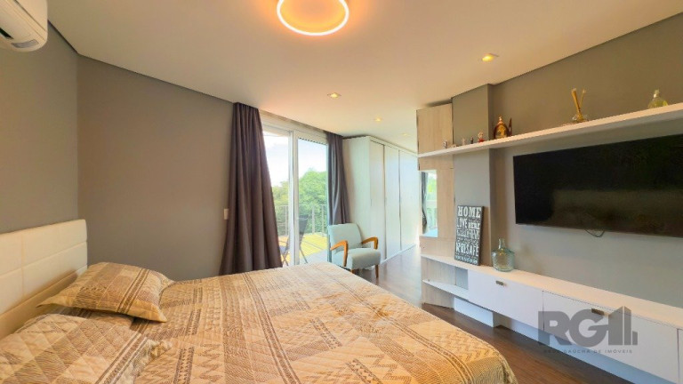 Imagem Casa com 3 Quartos à Venda, 333 m² em Teresópolis - Porto Alegre Imagem Casa com 3 Quartos à Venda, 333 m² em Teresópolis - Porto Alegre