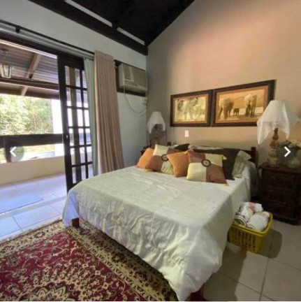 Imagem Casa de Condomínio com 4 Quartos à Venda, 300 m² em Centro - Balneário Camboriú Imagem Casa de Condomínio com 4 Quartos à Venda, 300 m² em Centro - Balneário Camboriú