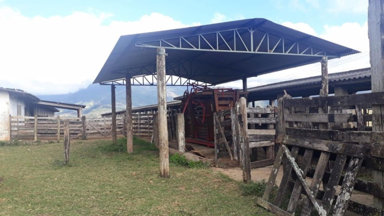 Imagem Fazenda à Venda, 100 m² em Centro - Aiuruoca Imagem Fazenda à Venda, 100 m² em Centro - Aiuruoca