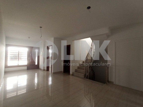 Imagem Imóvel com 3 Quartos à Venda, 251 m² em Praia De Belas - Porto Alegre