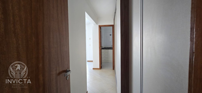 Imagem Apartamento com 3 Quartos à Venda, 115 m² em Centro - Balneário Camboriú Imagem Apartamento com 3 Quartos à Venda, 115 m² em Centro - Balneário Camboriú