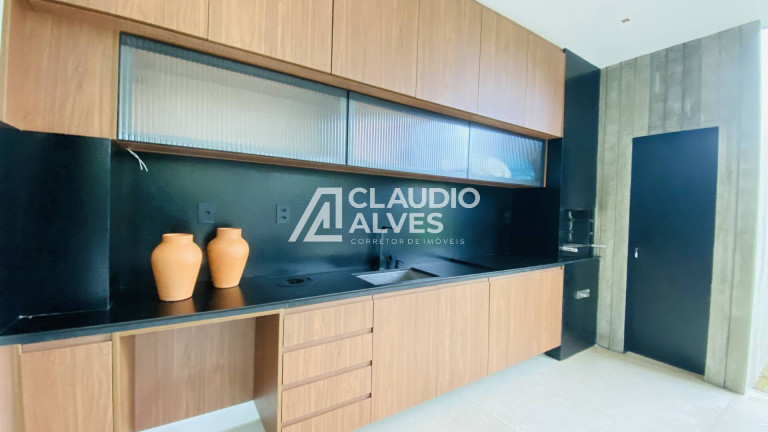 Imagem Casa com 3 Quartos à Venda, 300 m² em Sim - Feira De Santana Imagem Casa com 3 Quartos à Venda, 300 m² em Sim - Feira De Santana