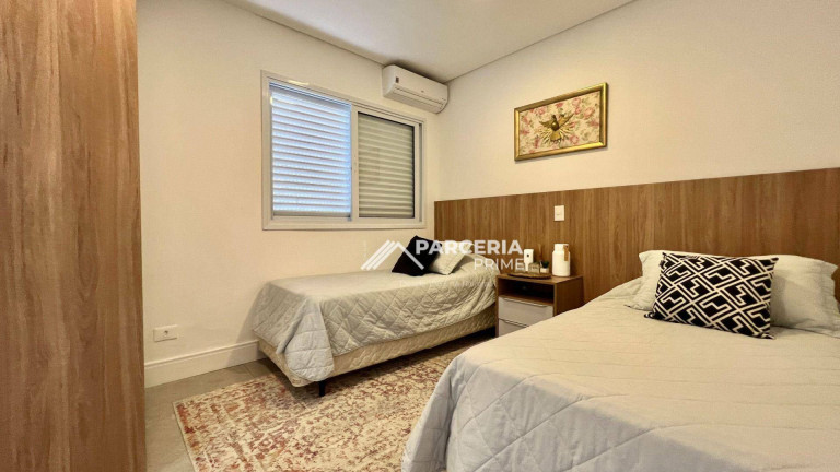 Imagem Casa com 6 Quartos à Venda, 380 m² em Riviera Módulo 21 - Bertioga Imagem Casa com 6 Quartos à Venda, 380 m² em Riviera Módulo 21 - Bertioga