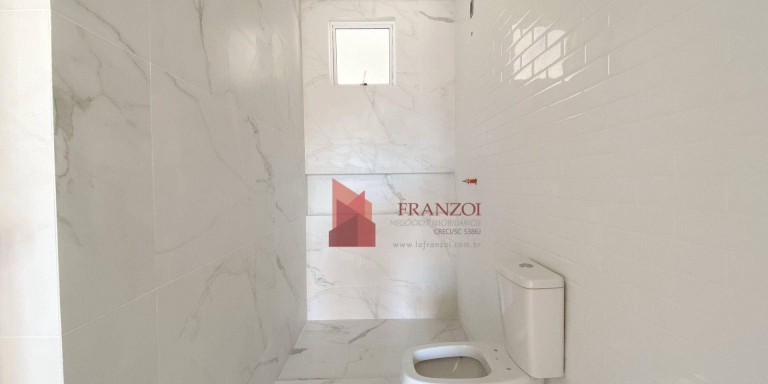 Imagem Apartamento com 3 Quartos para Alugar, 149 m² em Fazenda - Itajaí Imagem Apartamento com 3 Quartos para Alugar, 149 m² em Fazenda - Itajaí