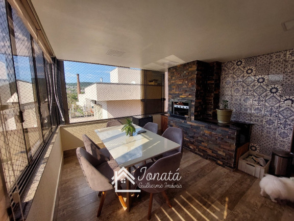 Imagem Imóvel com 3 Quartos à Venda, 140 m² em Centro - Feliz Imagem Imóvel com 3 Quartos à Venda, 140 m² em Centro - Feliz
