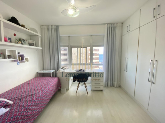 Imagem Imóvel com 3 Quartos à Venda, 200 m² em Barra - Salvador Imagem Imóvel com 3 Quartos à Venda, 200 m² em Barra - Salvador