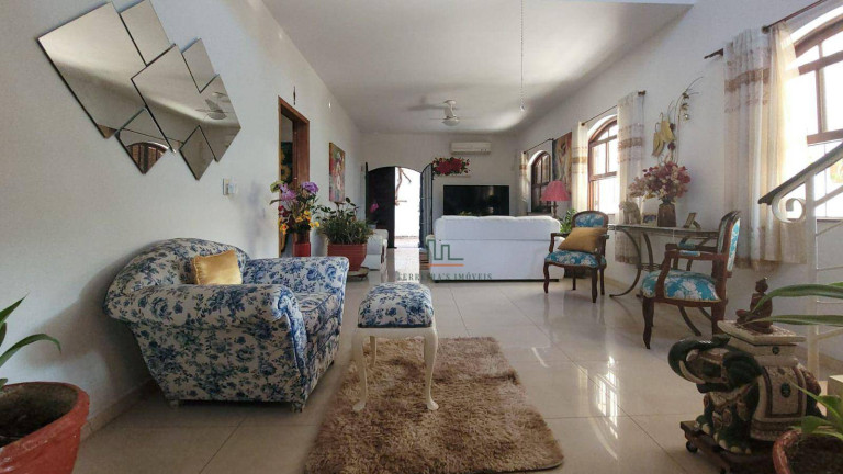 Imagem Casa com 4 Quartos à Venda, 321 m² em Itaipu - Niterói Imagem Casa com 4 Quartos à Venda, 321 m² em Itaipu - Niterói