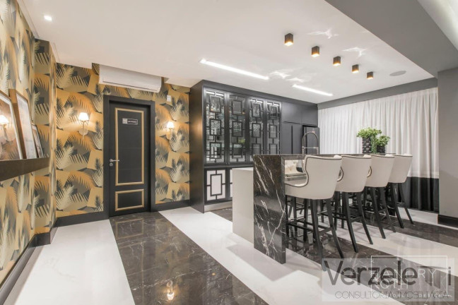 Imagem Apartamento com 4 Quartos à Venda, 287 m² em Meia Praia - Itapema