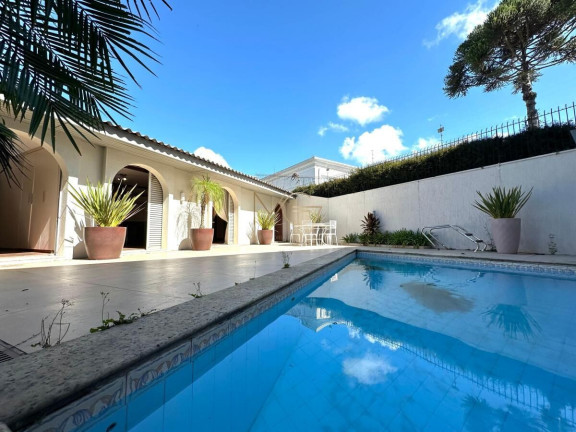 Imagem Casa com 3 Quartos à Venda, 278 m² em Batel - Curitiba Imagem Casa com 3 Quartos à Venda, 278 m² em Batel - Curitiba