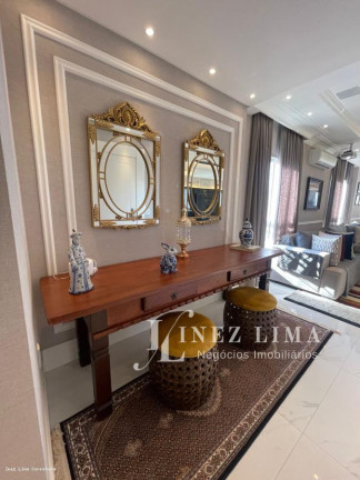 Imagem Imóvel com 4 Quartos à Venda, 250 m² em Meia Praia - Itapema