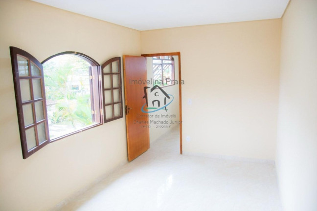 Imagem Sobrado com 3 Quartos à Venda, em Martim De Sá - Caraguatatuba Imagem Sobrado com 3 Quartos à Venda, em Martim De Sá - Caraguatatuba