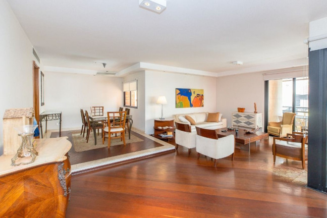 Imagem Apartamento com 4 Quartos à Venda, 220 m² em Moema - São Paulo