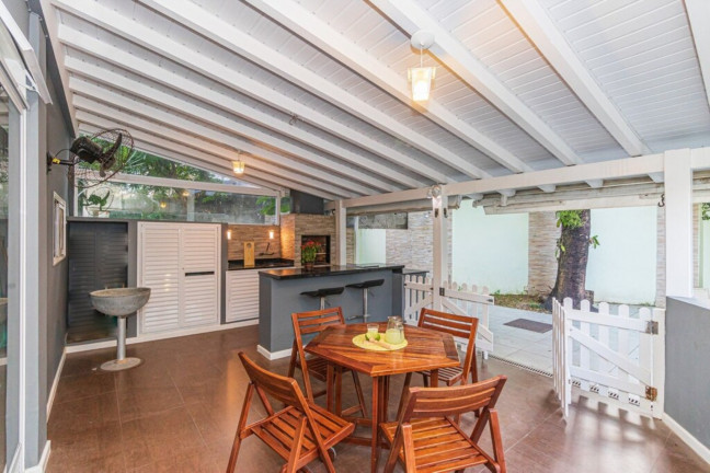 Imagem Casa com 5 Quartos à Venda,  em Barra Da Tijuca - Rio De Janeiro