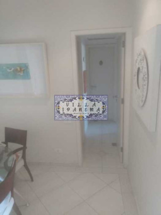 Imagem Apartamento com 3 Quartos à Venda, 130 m² em Laranjeiras - Rio De Janeiro Imagem Apartamento com 3 Quartos à Venda, 130 m² em Laranjeiras - Rio De Janeiro
