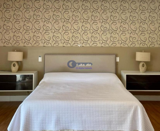 Casa com 4 Quartos para Alugar, 560 m² em Centro Comercial Jubran - Barueri
