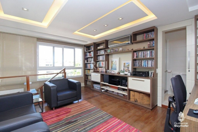 Imagem Cobertura com 1 Quarto à Venda, 150 m² em São João - Porto Alegre Imagem Cobertura com 1 Quarto à Venda, 150 m² em São João - Porto Alegre