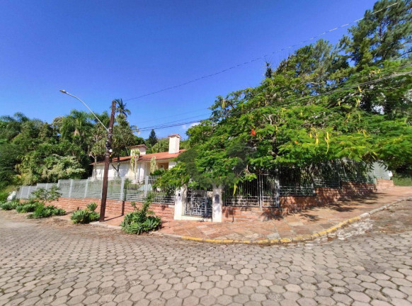 Imagem Casa com 3 Quartos à Venda ou Locação, 316 m² em Higienópolis - Santa Cruz Do Sul Imagem Casa com 3 Quartos à Venda ou Locação, 316 m² em Higienópolis - Santa Cruz Do Sul