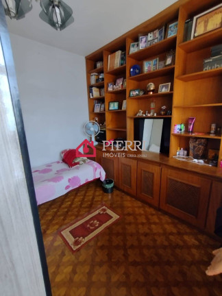Imagem Casa com 6 Quartos à Venda, 300 m² em Jardim Regina - São Paulo Imagem Casa com 6 Quartos à Venda, 300 m² em Jardim Regina - São Paulo
