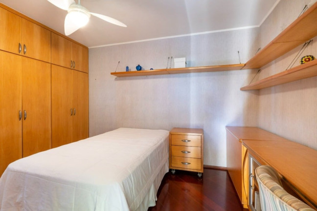 Imagem Imóvel com 3 Quartos à Venda, 243 m² em Jardim Vitória Régia - São Paulo