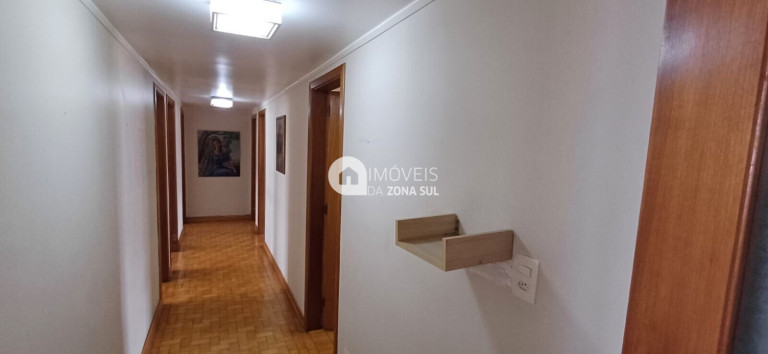 Imagem Apartamento com 4 Quartos à Venda, 207 m²