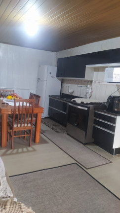 Imagem Casa com 2 Quartos à Venda, 137 m² em Pinheirinho - Criciúma