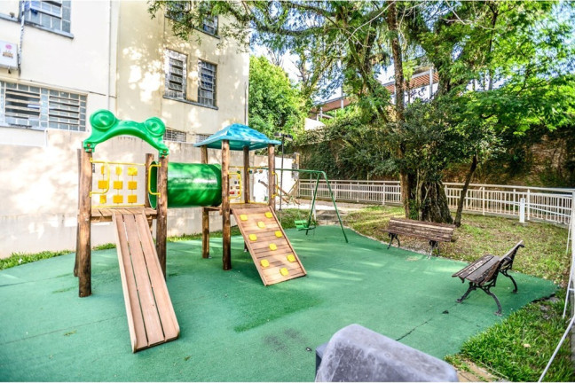 Imagem Apartamento com 3 Quartos à Venda, 144 m² em Teresopolis - Porto Alegre Imagem Apartamento com 3 Quartos à Venda, 144 m² em Teresopolis - Porto Alegre