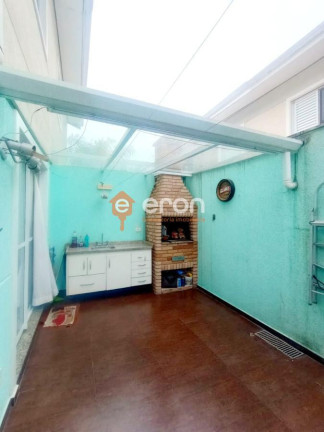 Imagem Casa com 3 Quartos à Venda, 120 m²