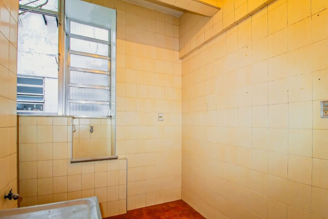 Imagem Imóvel com 2 Quartos à Venda, 65 m² em Leblon - Rio De Janeiro Imagem Imóvel com 2 Quartos à Venda, 65 m² em Leblon - Rio De Janeiro