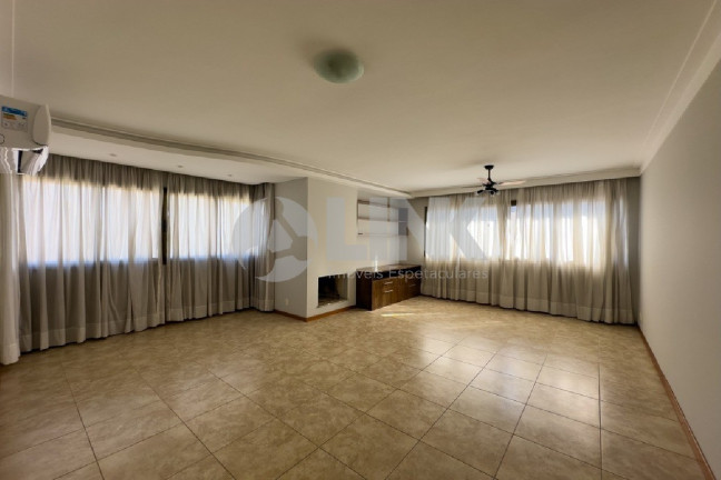 Imagem Apartamento com 3 Quartos à Venda, 115 m² em Petrópolis - Porto Alegre Imagem Apartamento com 3 Quartos à Venda, 115 m² em Petrópolis - Porto Alegre