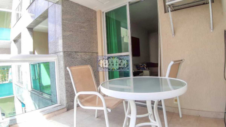 Imagem Apartamento com 1 Quarto à Venda, 60 m² em Lagoa - Rio De Janeiro Imagem Apartamento com 1 Quarto à Venda, 60 m² em Lagoa - Rio De Janeiro