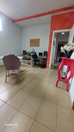 Imagem Sobrado com 4 Quartos à Venda, 253 m² em Centro - Taubaté Imagem Sobrado com 4 Quartos à Venda, 253 m² em Centro - Taubaté