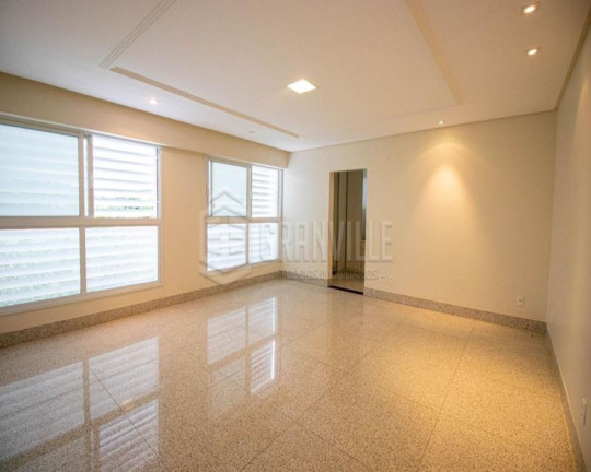 Imagem Casa com 5 Quartos à Venda, 970 m² em Lago Sul - Brasília Imagem Casa com 5 Quartos à Venda, 970 m² em Lago Sul - Brasília