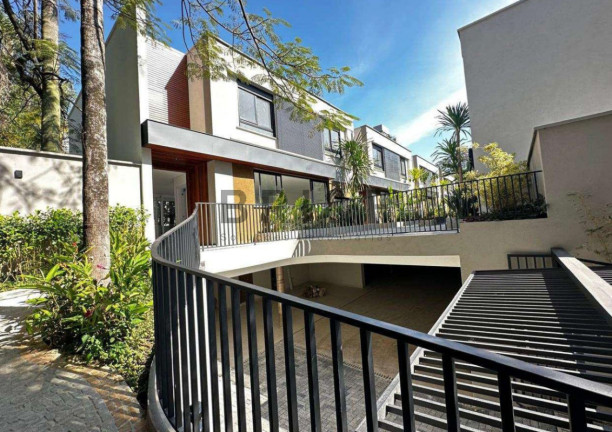 Imagem Casa com 4 Quartos à Venda, 472 m² em Santo Amaro - São Paulo Imagem Casa com 4 Quartos à Venda, 472 m² em Santo Amaro - São Paulo