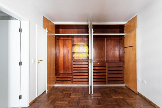 Imagem Apartamento com 3 Quartos à Venda, 126 m² em Itaim Bibi - São Paulo Imagem Apartamento com 3 Quartos à Venda, 126 m² em Itaim Bibi - São Paulo
