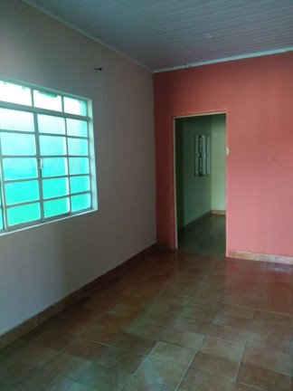 Imagem Casa com 2 Quartos à Venda, 357 m² em Jardim Rosely - Pindamonhangaba Imagem Casa com 2 Quartos à Venda, 357 m² em Jardim Rosely - Pindamonhangaba