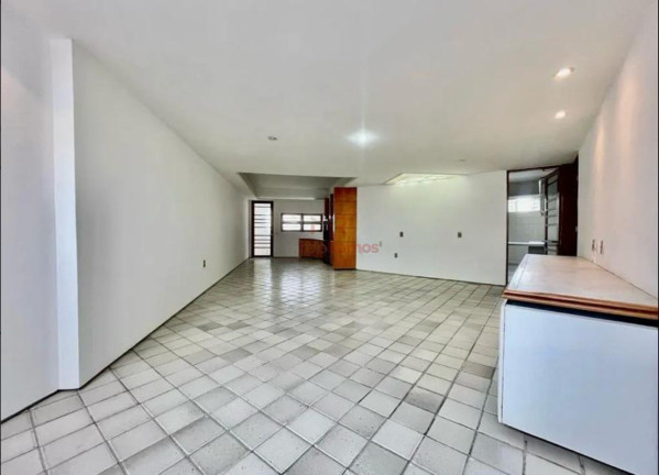 Imagem Imóvel com 4 Quartos à Venda, 148 m² em Cocó - Fortaleza Imagem Imóvel com 4 Quartos à Venda, 148 m² em Cocó - Fortaleza