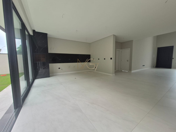 Imagem Sobrado com 3 Quartos à Venda, 252 m² em Aviação - São José Dos Pinhais Imagem Sobrado com 3 Quartos à Venda, 252 m² em Aviação - São José Dos Pinhais