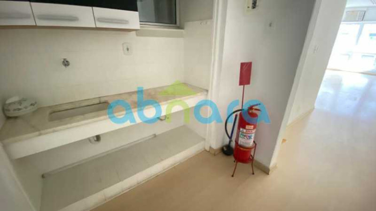 Imagem Sala Comercial à Venda, 40 m² em Copacabana - Rio De Janeiro Imagem Sala Comercial à Venda, 40 m² em Copacabana - Rio De Janeiro