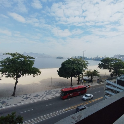 Imagem Imóvel com 4 Quartos à Venda, 243 m² em Icaraí - Niterói Imagem Imóvel com 4 Quartos à Venda, 243 m² em Icaraí - Niterói