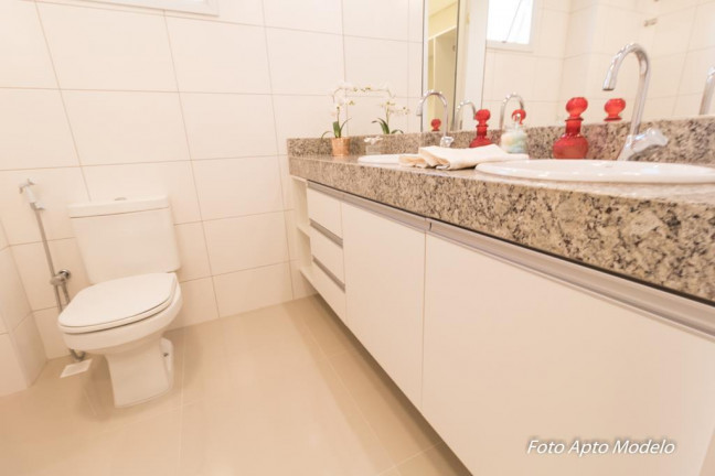 Imagem Apartamento com 3 Quartos à Venda, 130 m² em Cocó - Fortaleza Imagem Apartamento com 3 Quartos à Venda, 130 m² em Cocó - Fortaleza