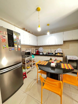 Imagem Casa com 4 Quartos à Venda, 140 m² em Urucunema - Eusébio Imagem Casa com 4 Quartos à Venda, 140 m² em Urucunema - Eusébio