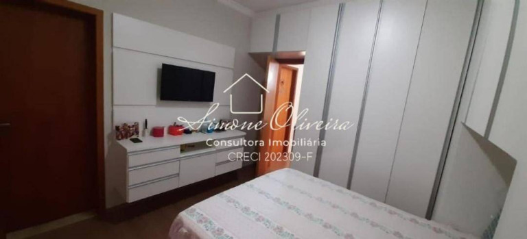 Imagem Sobrado com 3 Quartos à Venda, 330 m² em Piracangaguá - Taubaté Imagem Sobrado com 3 Quartos à Venda, 330 m² em Piracangaguá - Taubaté