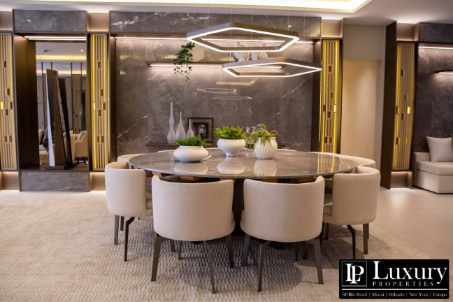 Imagem Apartamento com 3 Quartos à Venda,  em Moema - São Paulo
